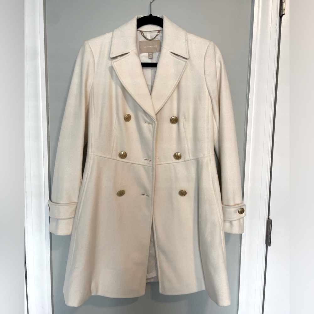 Beautiful Cream XS Banana Republic pea coat